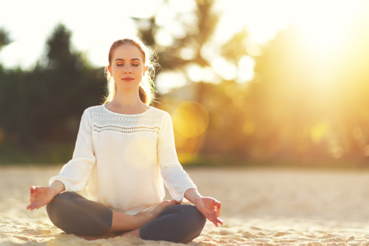 7 Celebrities and Their Meditation Routines