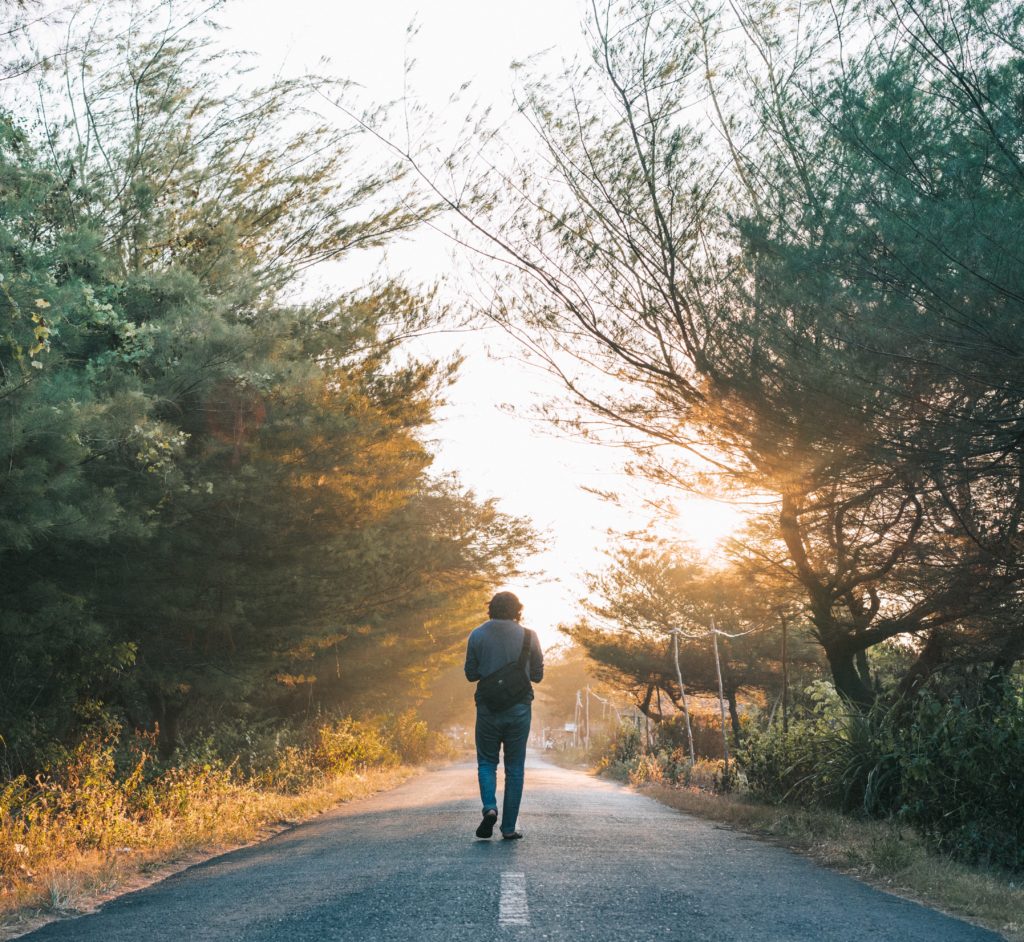 A deep connection with the environment around is a good reason to try mindful walking