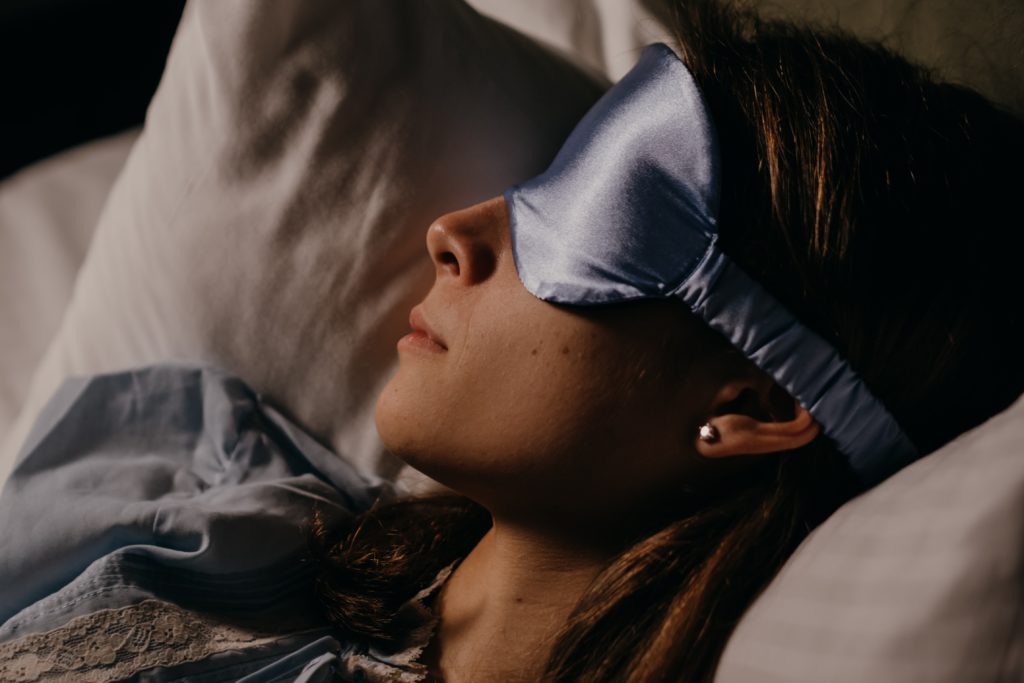 Eye masks were shown to be far more helpful than ear plugs at helping soldiers fall asleep quickly.
